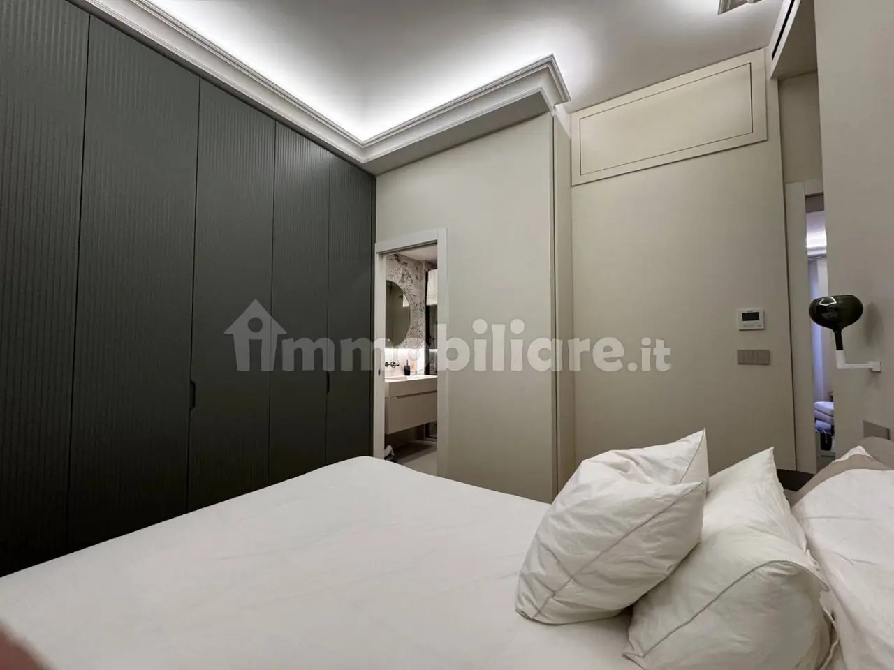 Trilocale ristrutturato e arredato nel Principato di Monaco – Camera da letto